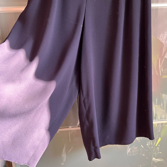 Babaton Lazarus Culottes in Navy - Picture 6 of 6